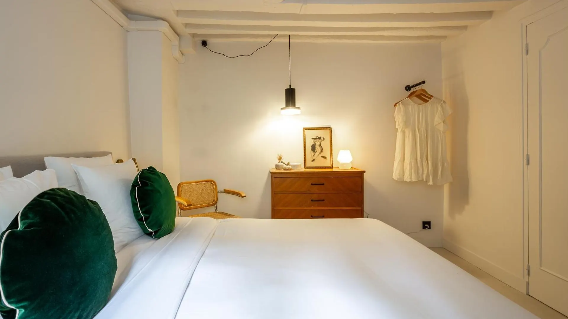 Apartment Habitat Parisien - Saint Sauveur Montorgueil Paris